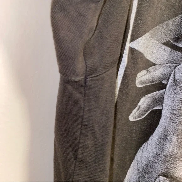 T-Bar x Cotton On Medium Faded Black Short Sleeve Tee with Modern Graphic - Picture 9 of 15